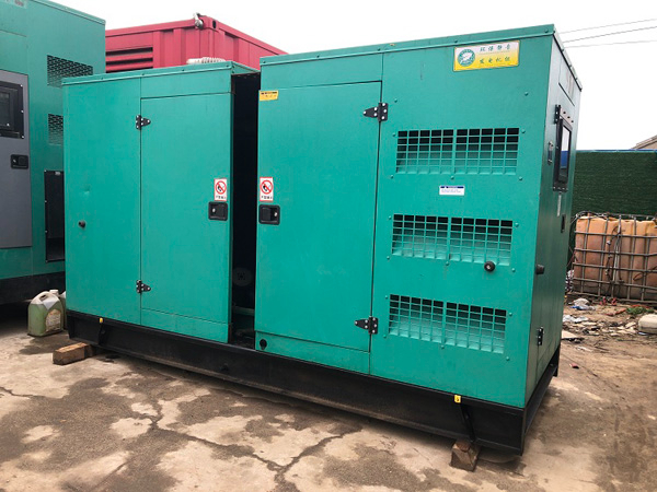 巫溪怎样合理控制磷酸铁锂蓄电池的充放电倍率以延长其使用寿命？